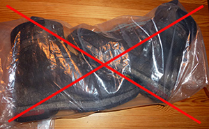 SChuhe in Plastik